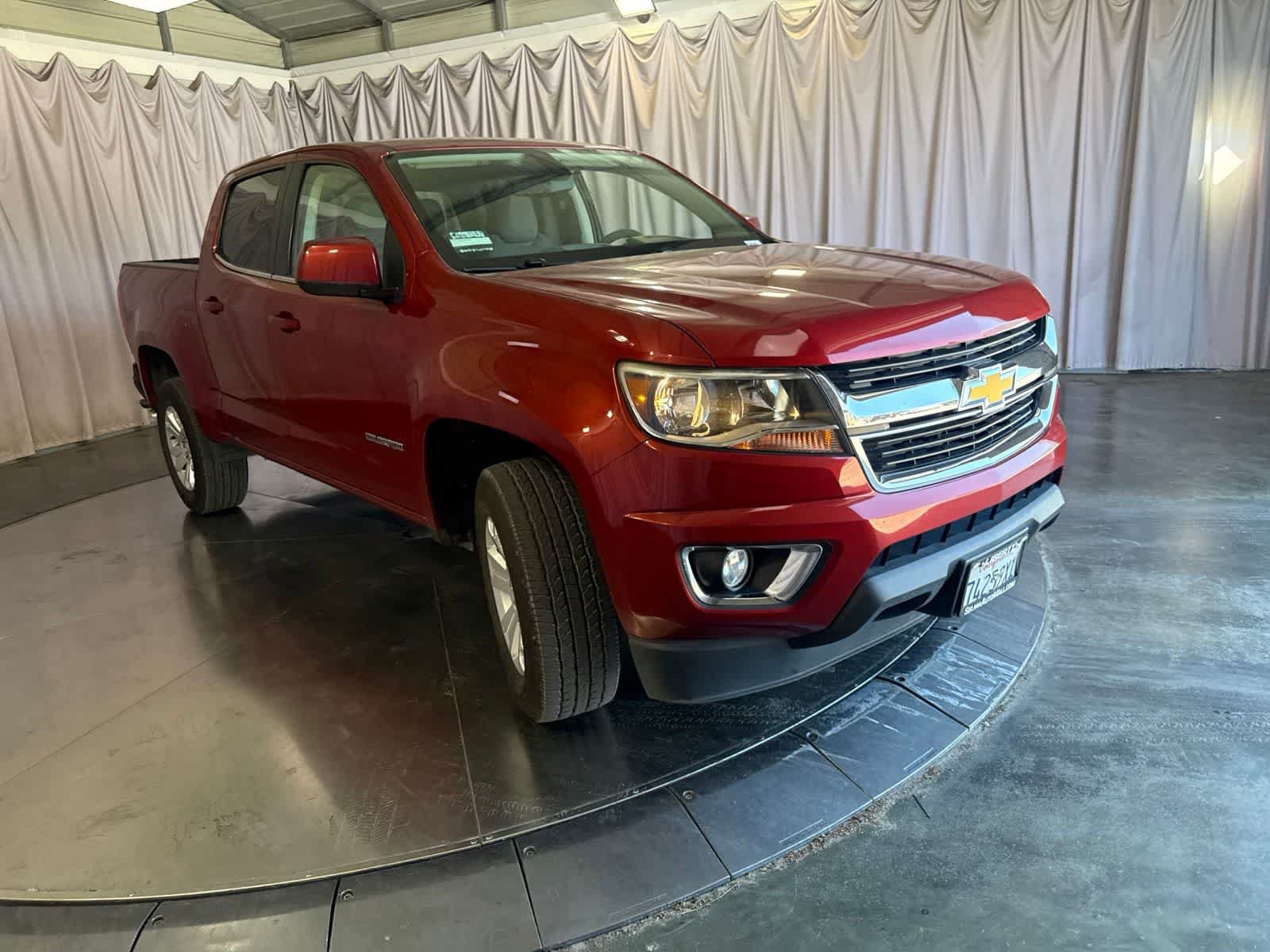 Used 2016 Chevrolet Colorado LT w/ LT Convenience Package RWD image 2