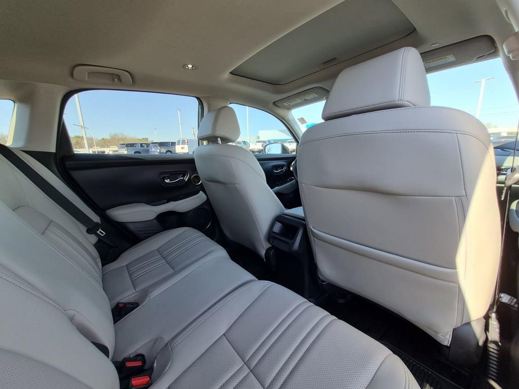 Used 2024 Honda HR-V EX-L image 14
