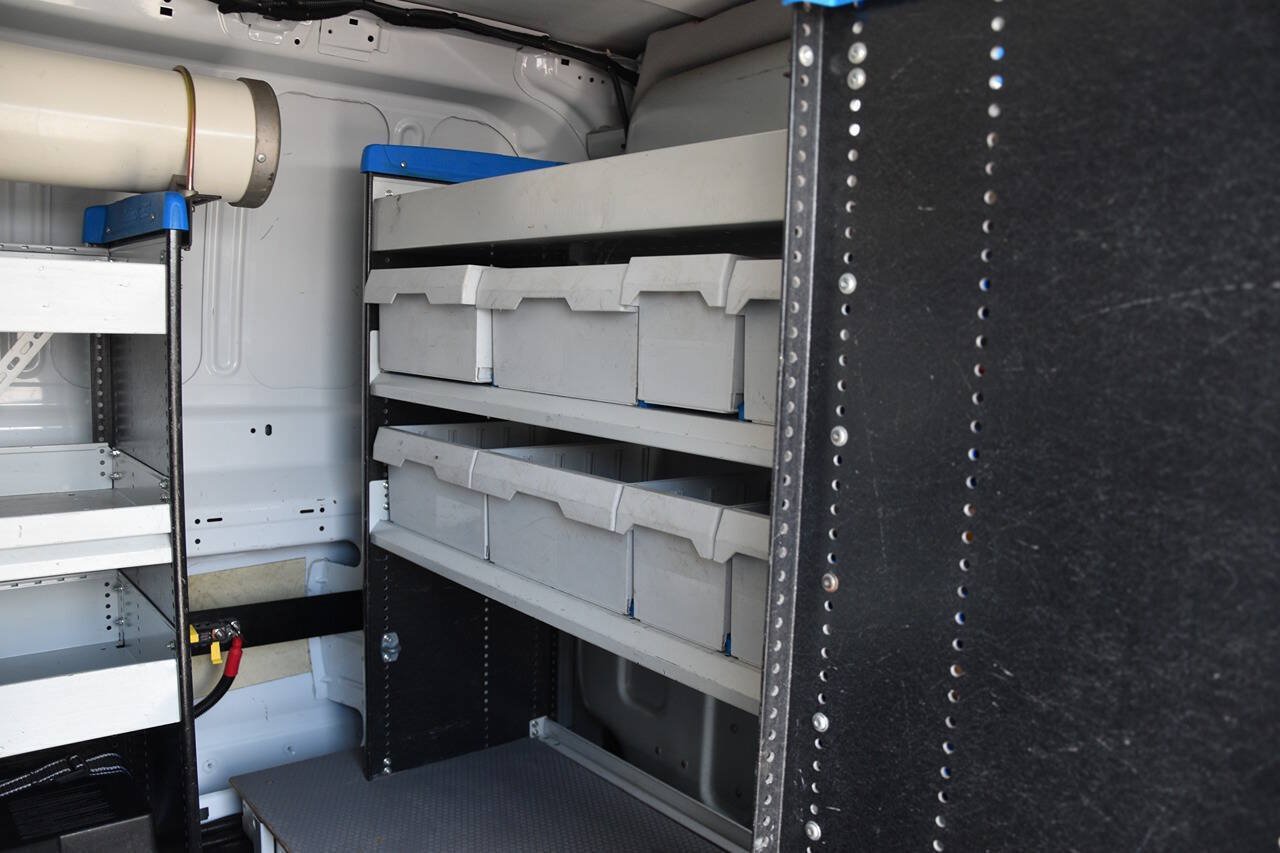 Used 2015 Ford Transit 250 130 Low Roof RWD image 13