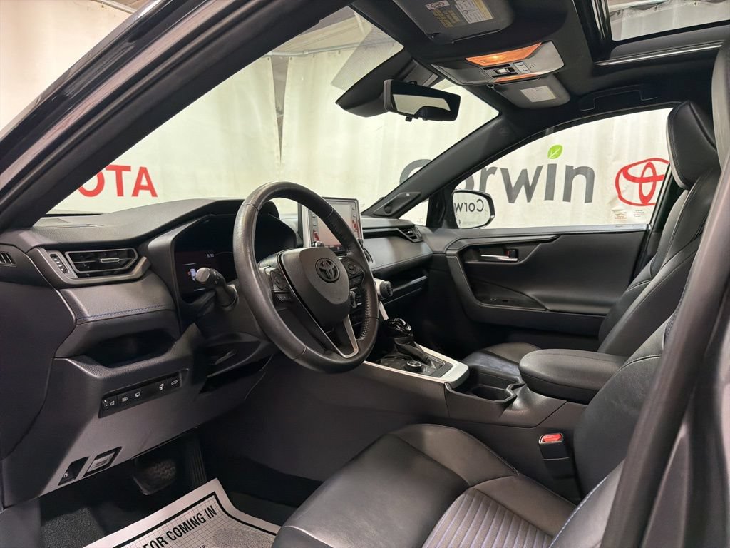 Used 2021 Toyota RAV4 XSE AWD/4WD image 23