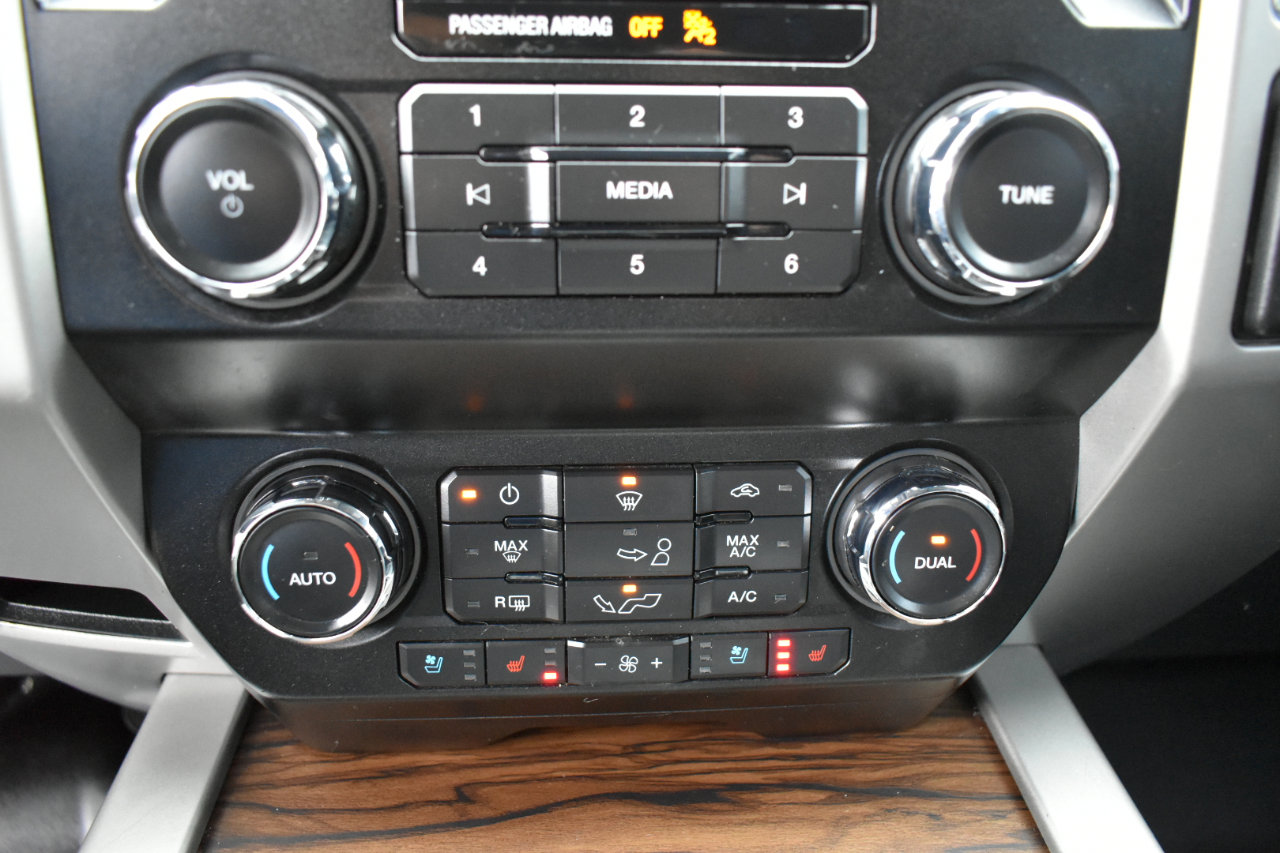 Used 2019 Ford F150 Lariat image 22