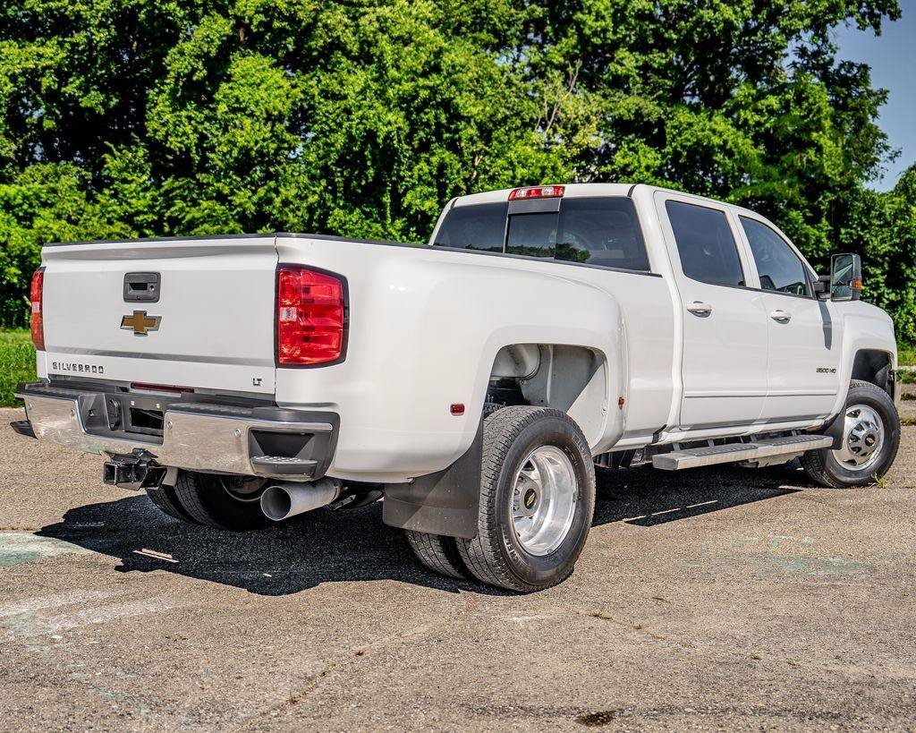 Used 2019 Chevrolet Silverado 3500 LT w/ LT Convenience Package AWD/4WD image 8