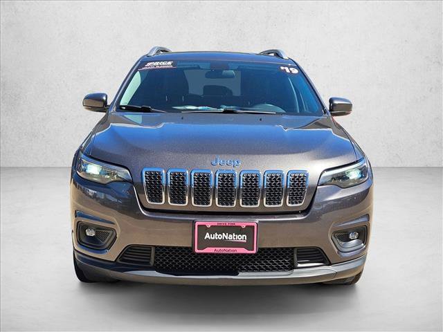 Used 2019 Jeep Cherokee Latitude Plus video 2