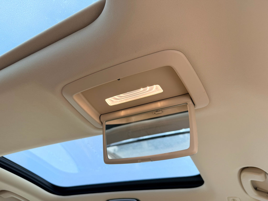 Used 2018 BMW 750i RWD image 28