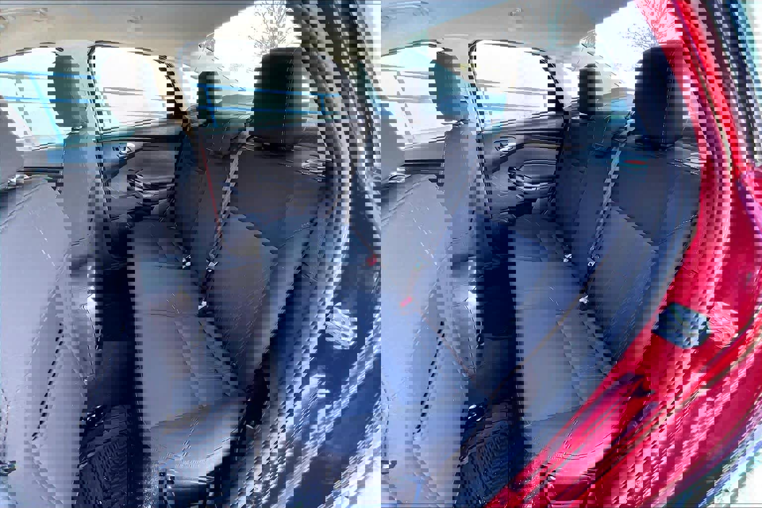 Used 2015 Ford Focus SE image 21