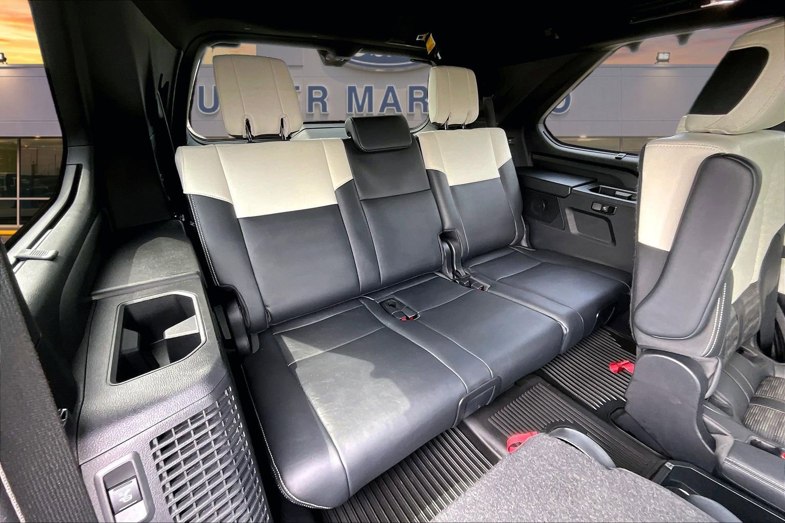 Used 2024 Toyota Sequoia Capstone AWD/4WD image 28