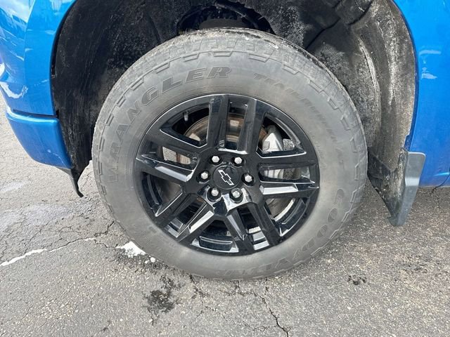 Used 2023 Chevrolet Silverado 1500 RST w/ Convenience Package II image 10