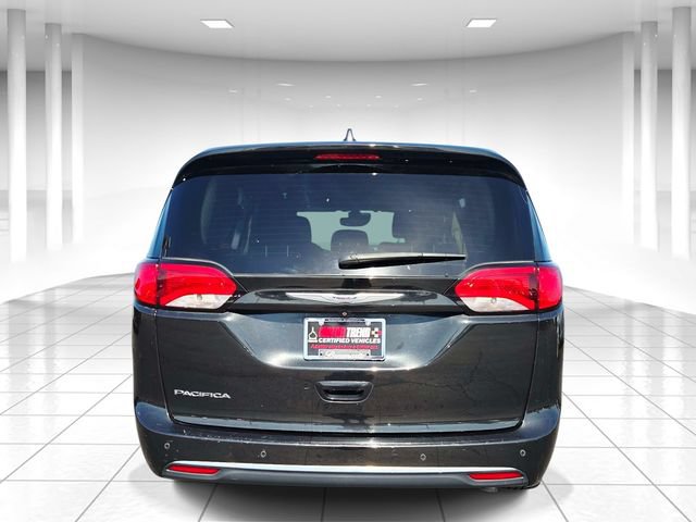 Used 2019 Chrysler Pacifica Touring Plus w/ Advanced Safetytec Group FWD image 4