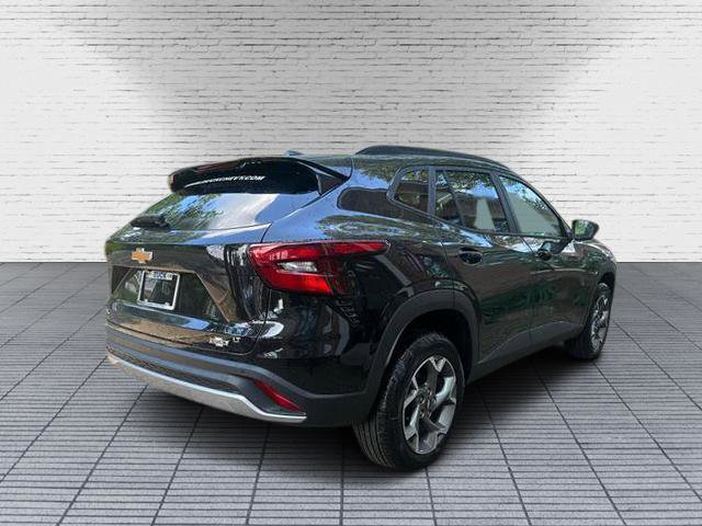 New 2025 Chevrolet Trax LT w/ Driver Confidence Package image 7
