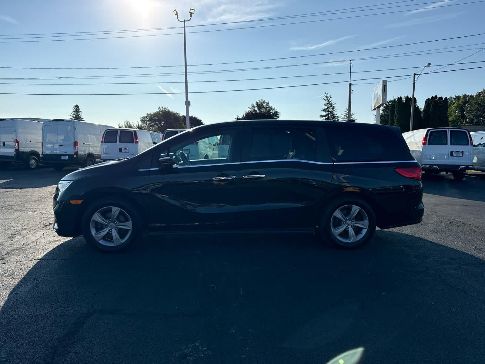 Used 2018 Honda Odyssey EX-L image 2