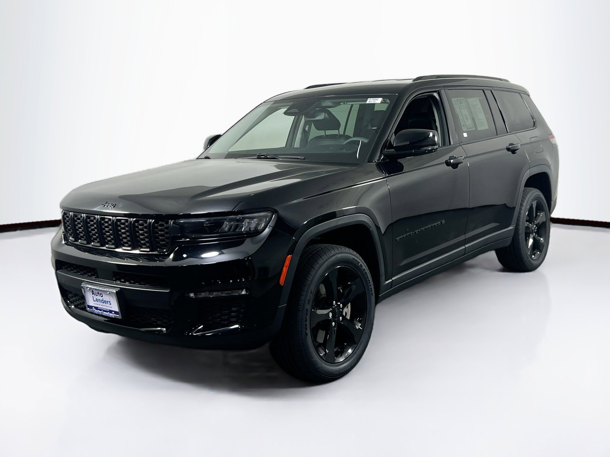 Used 2023 Jeep Grand Cherokee L Limited w/ Black Appearance Package AWD/4WD image 1