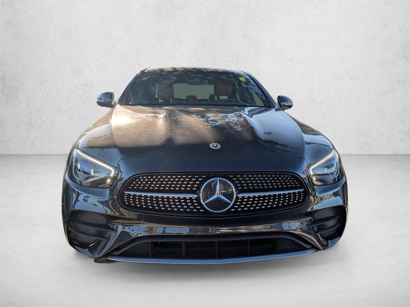Used 2022 Mercedes-Benz E 350 Sedan image 2