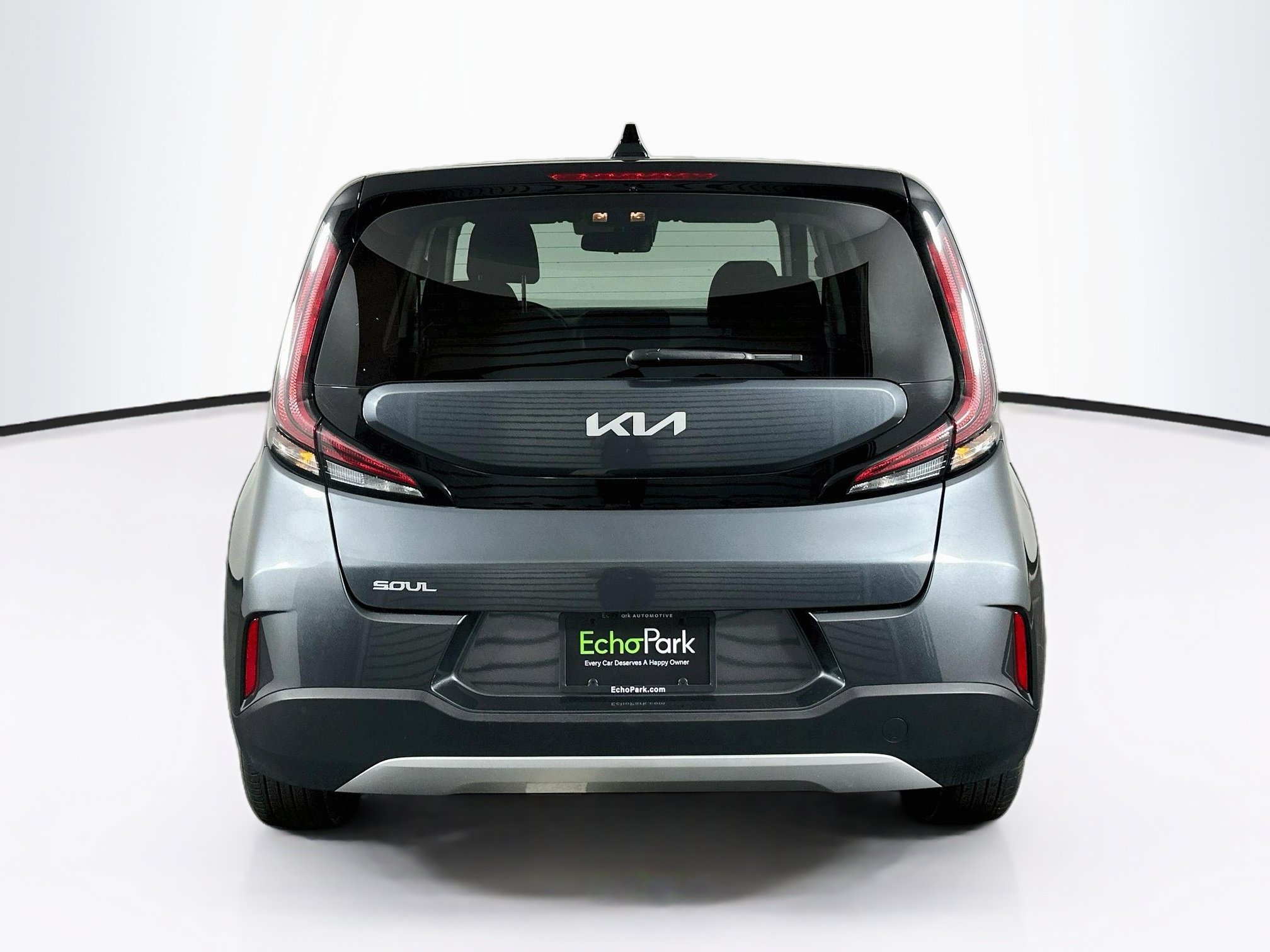 Used 2025 Kia Soul LX w/ LX Technology Package FWD image 7
