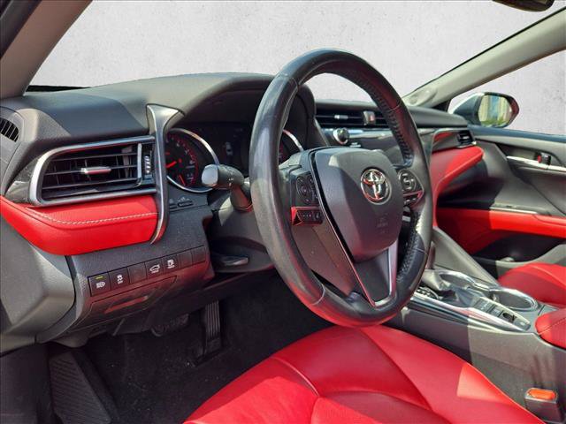 Used 2020 Toyota Camry XSE FWD image 9