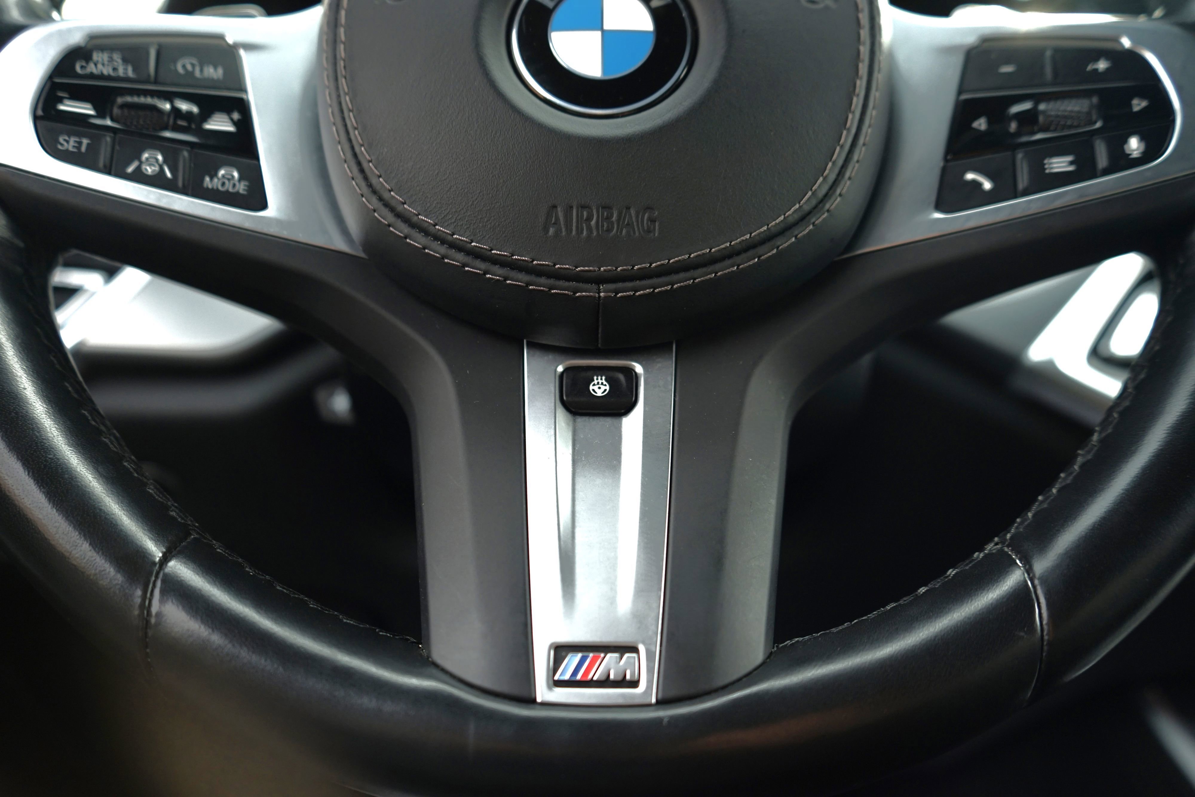Used 2022 BMW X5 xDrive40i w/ M Sport Package AWD/4WD image 17