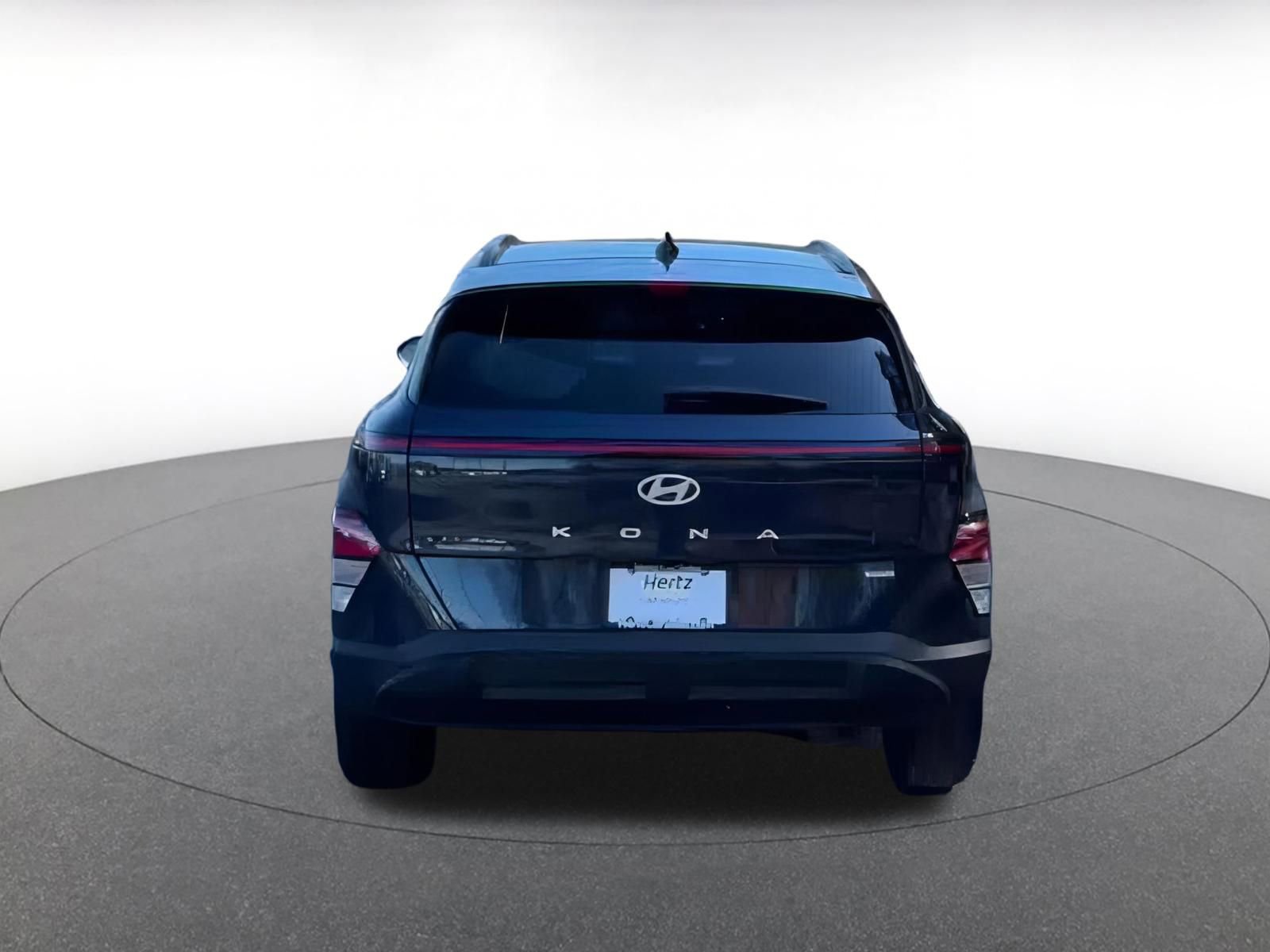 Used 2025 Hyundai Kona SEL image 10