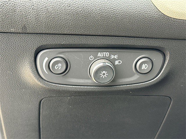 Used 2021 Buick Encore GX Select w/ Sport Touring Package image 36