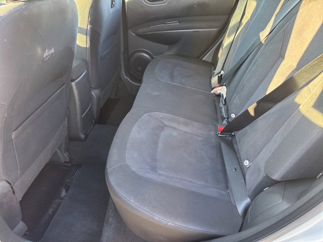 Used 2014 Nissan Rogue S image 11