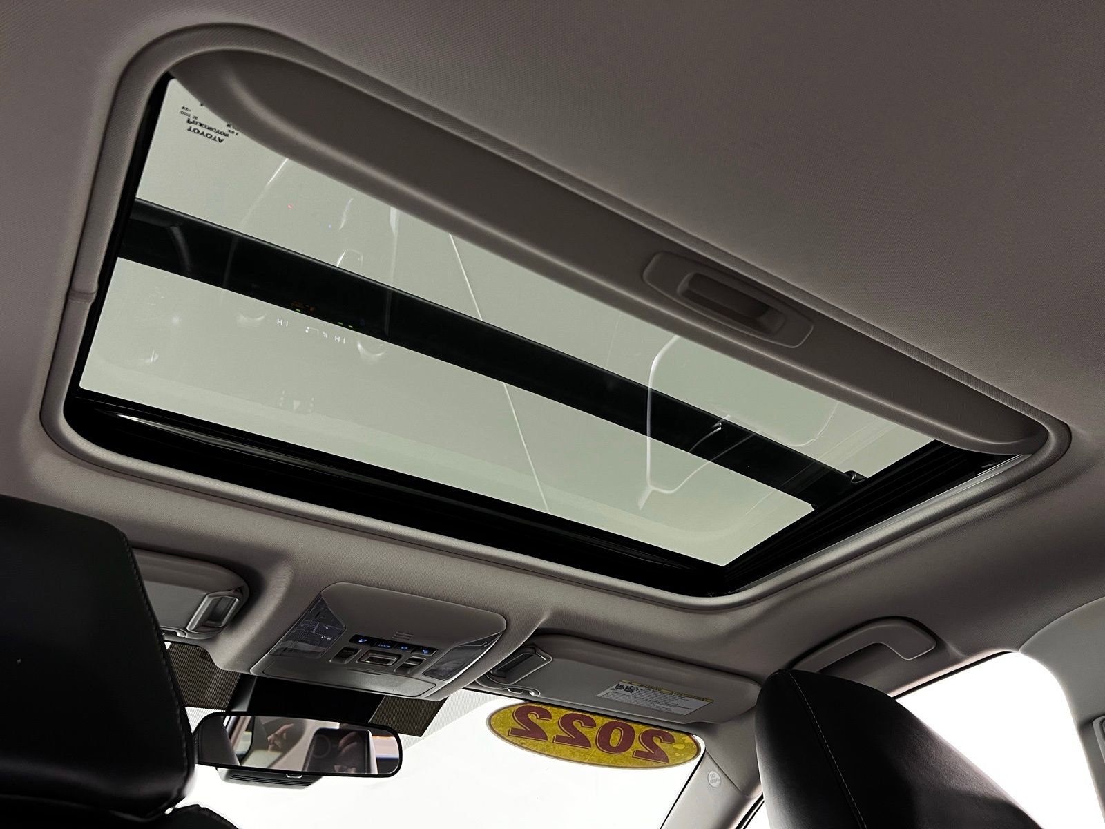 Certified 2022 Toyota RAV4 XLE Premium image 23