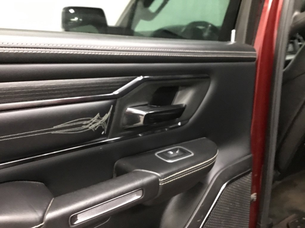 Used 2022 RAM 1500 Limited w/ Body Color Bumper Group AWD/4WD image 14