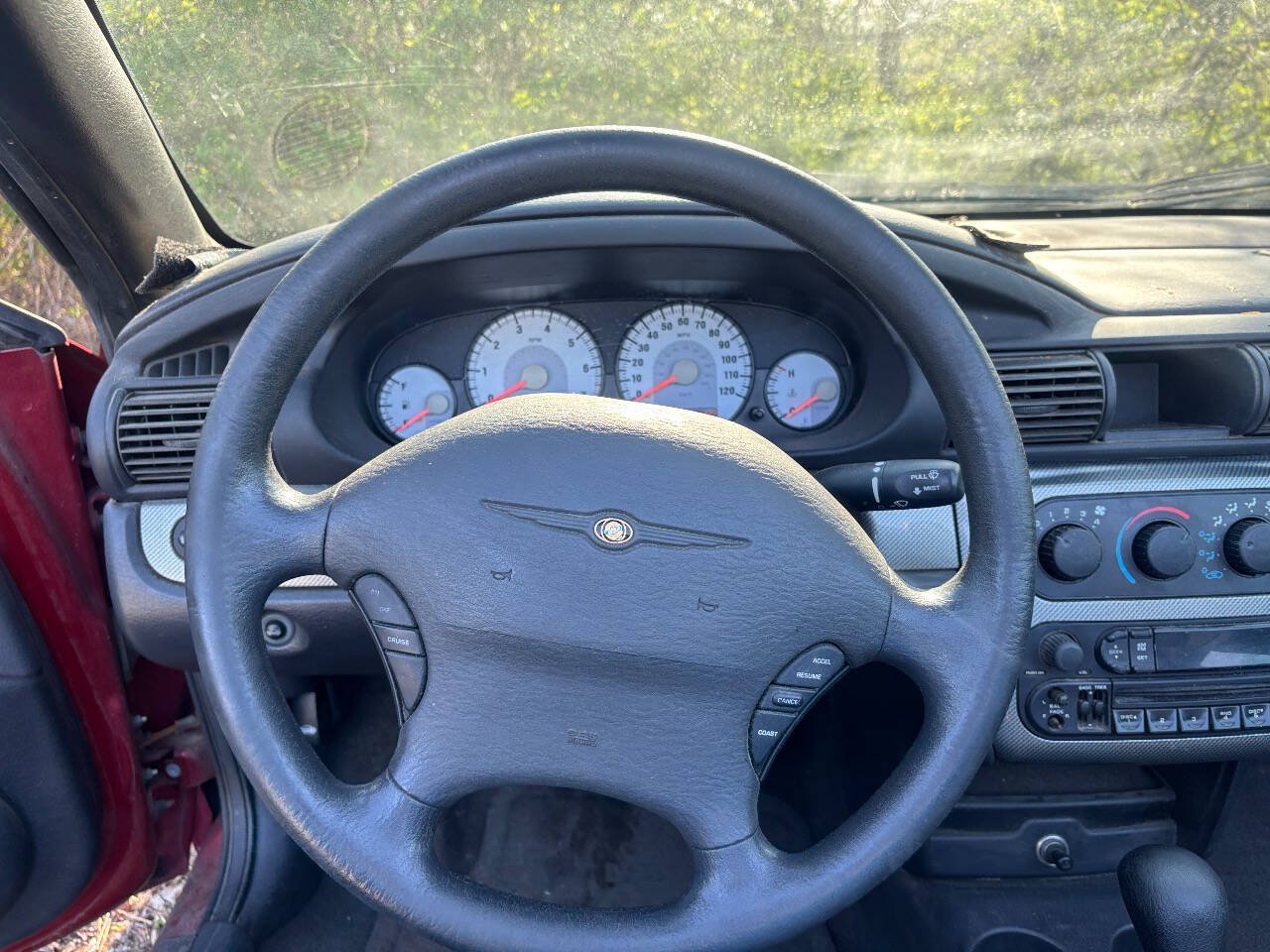Used 2004 Chrysler Sebring GTC FWD image 13