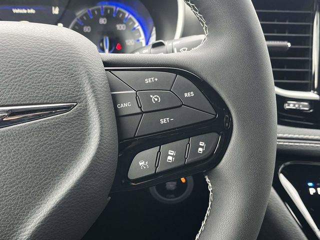 New 2026 Chrysler Pacifica Select w/ S Appearance Package FWD image 20