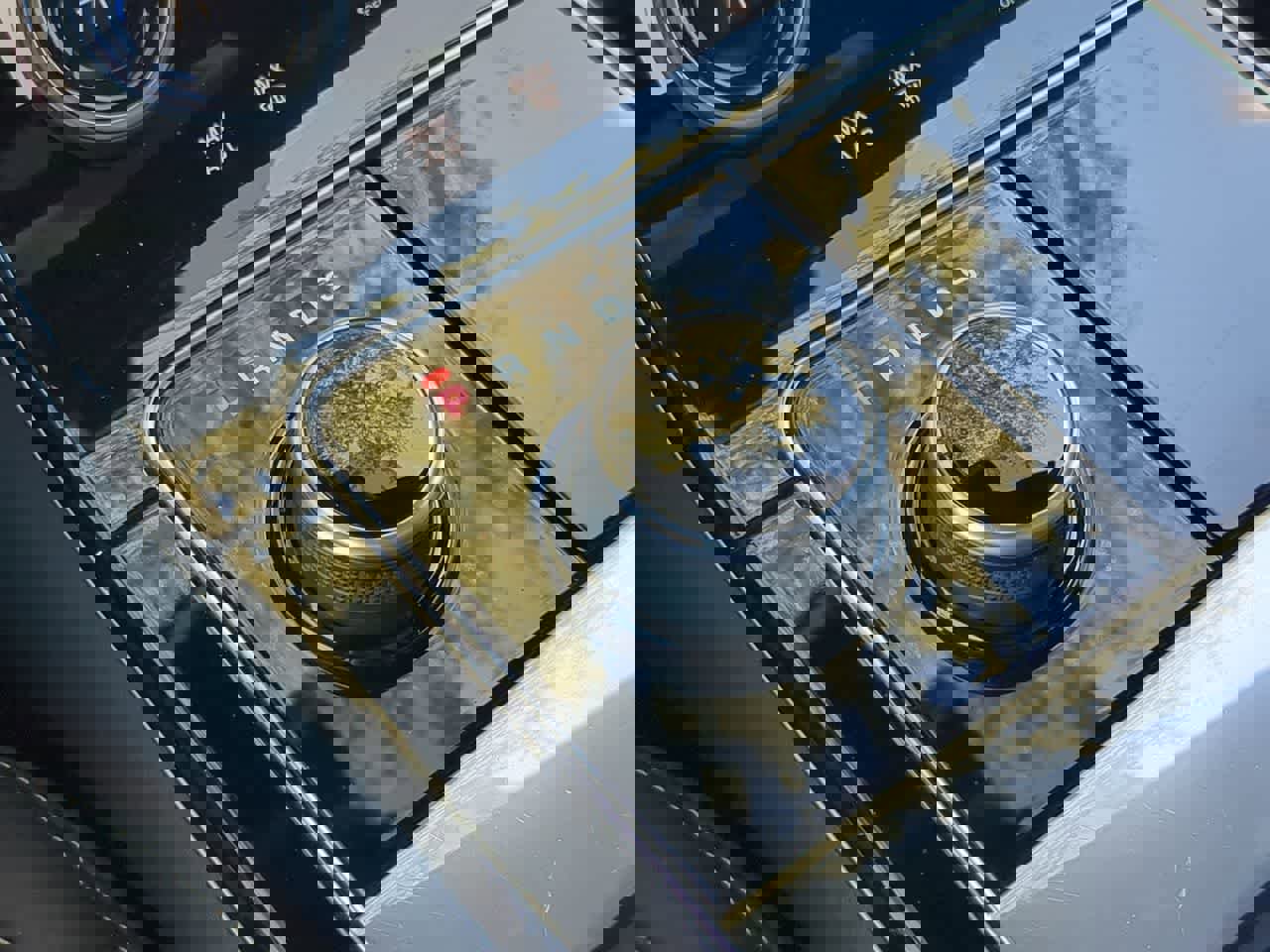 Used 2019 Land Rover Range Rover Velar S image 32