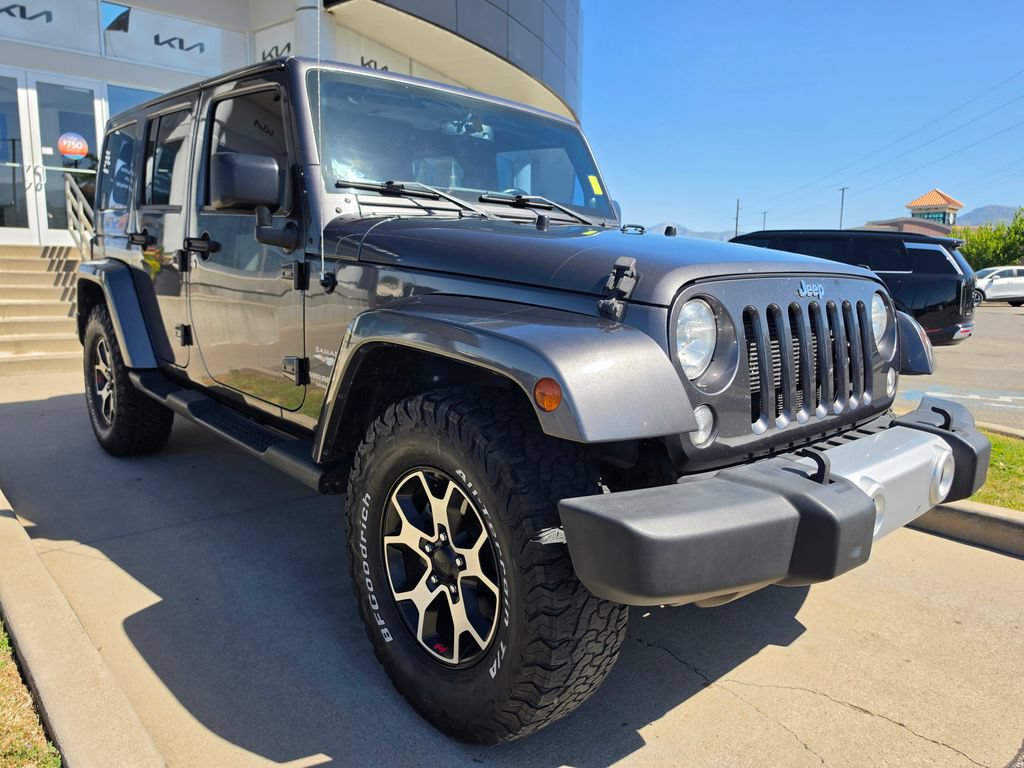 Used 2014 Jeep Wrangler Unlimited Sahara w/ Max Tow Package AWD/4WD image 3