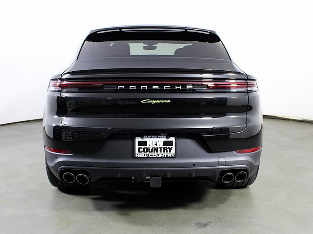 New 2026 Porsche Cayenne E-Hybrid Coupe AWD/4WD image 6