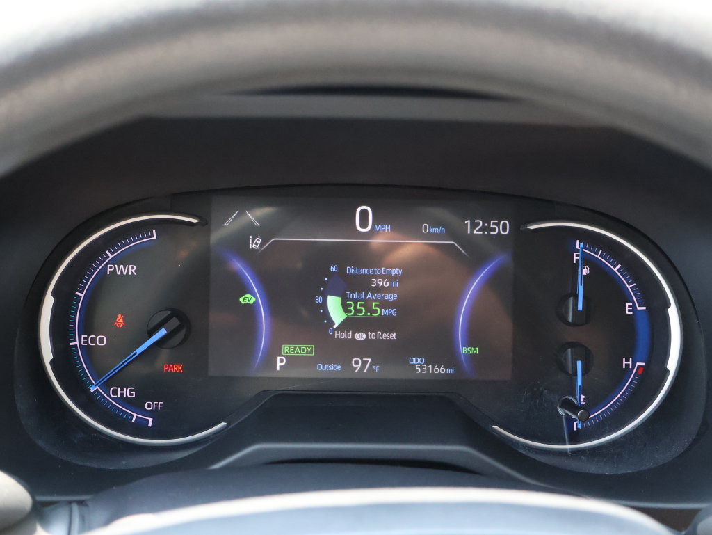 Used 2025 Toyota RAV4 XLE AWD/4WD image 27