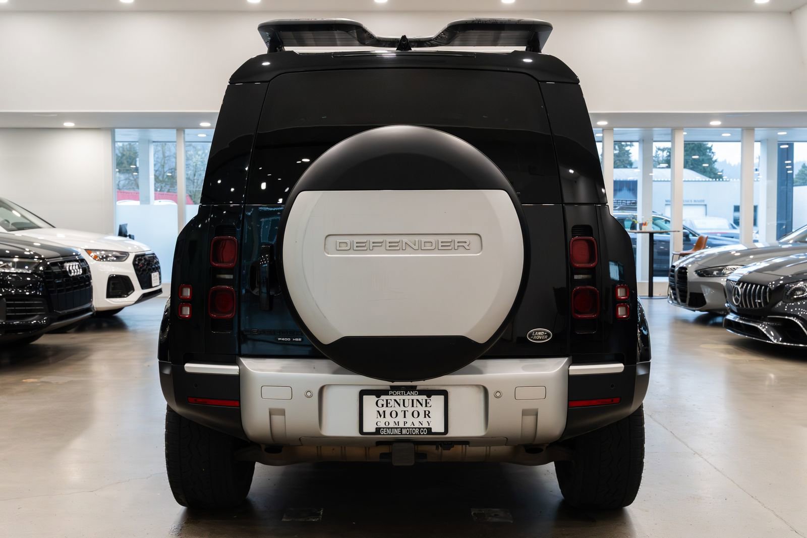 Used 2020 Land Rover Defender 110 HSE image 5