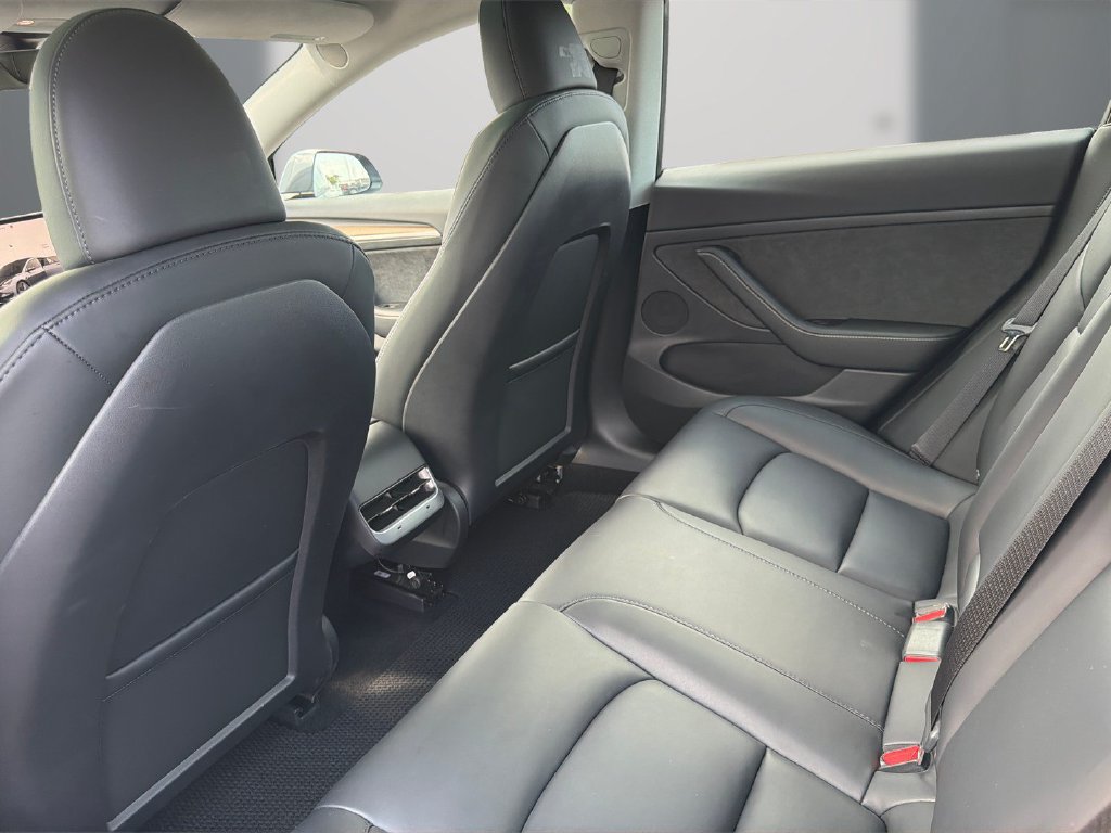 Used 2023 Tesla Model 3 Standard Range RWD image 14