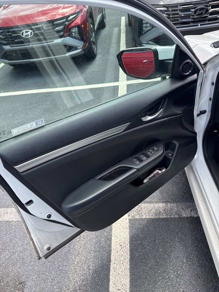 Used 2020 Honda Civic Sport image 3