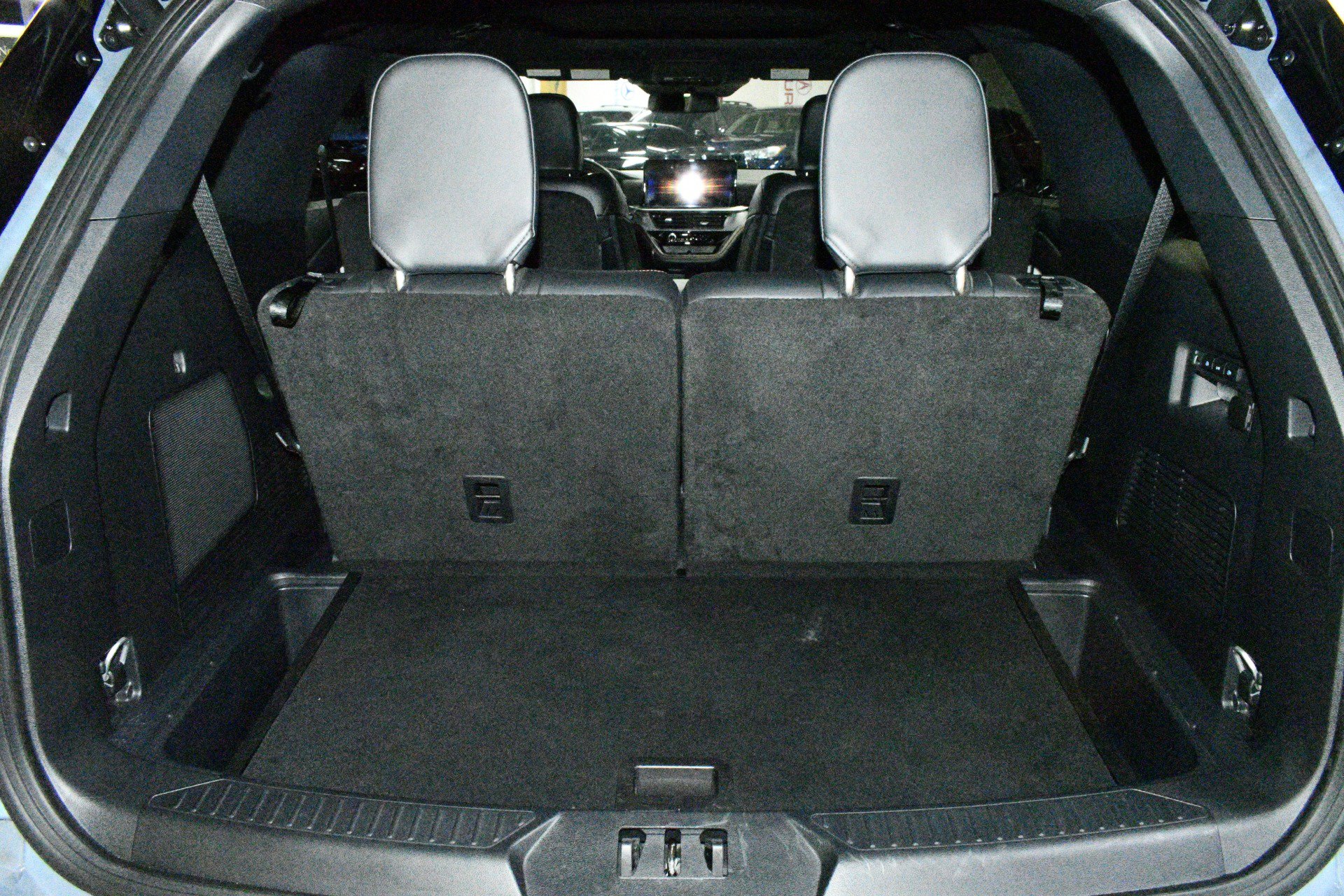 Used 2025 Ford Explorer ST w/ Sun And Sound Package image 95