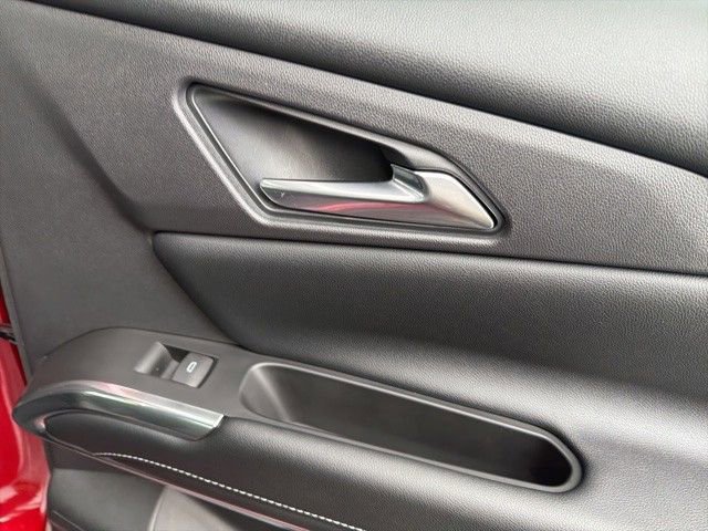 Used 2024 Chevrolet Traverse LT w/ LPO, Floor Liner Package image 24