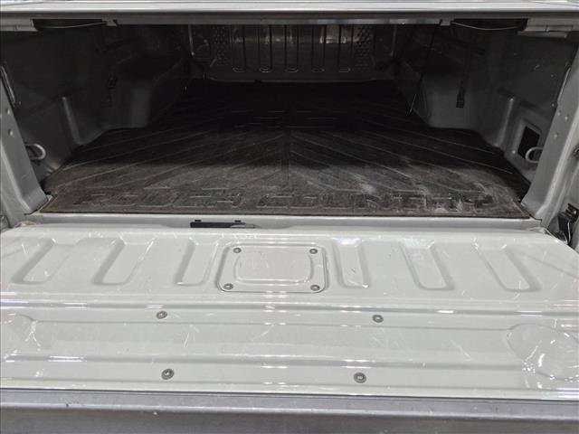 Used 2022 Jeep Gladiator Sport AWD/4WD image 6