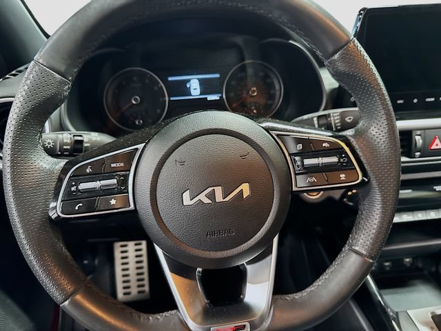 Used 2023 Kia Forte GT-Line w/ GT-Line Technology Package FWD image 18
