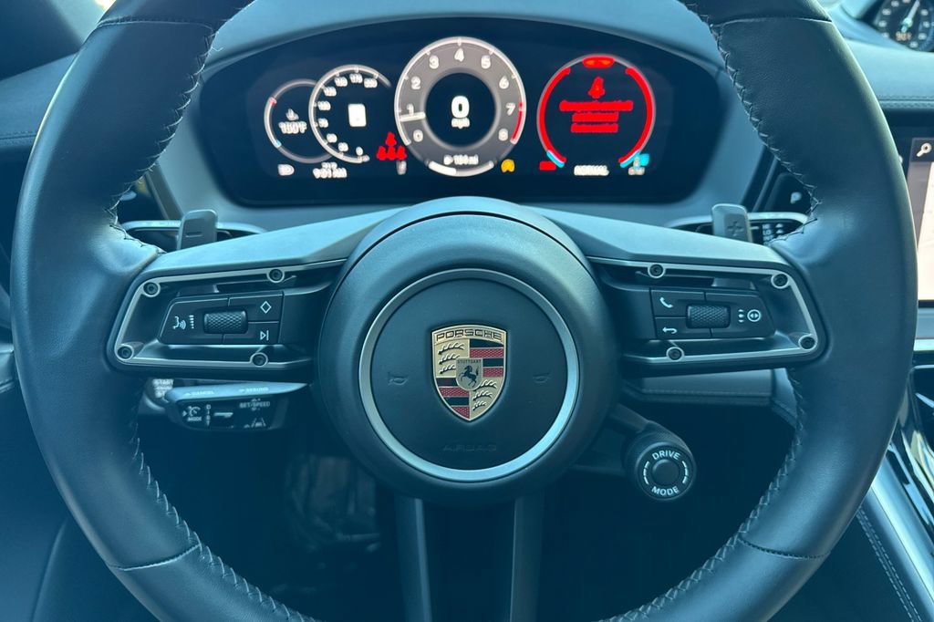 Used 2024 Porsche Panamera RWD image 28