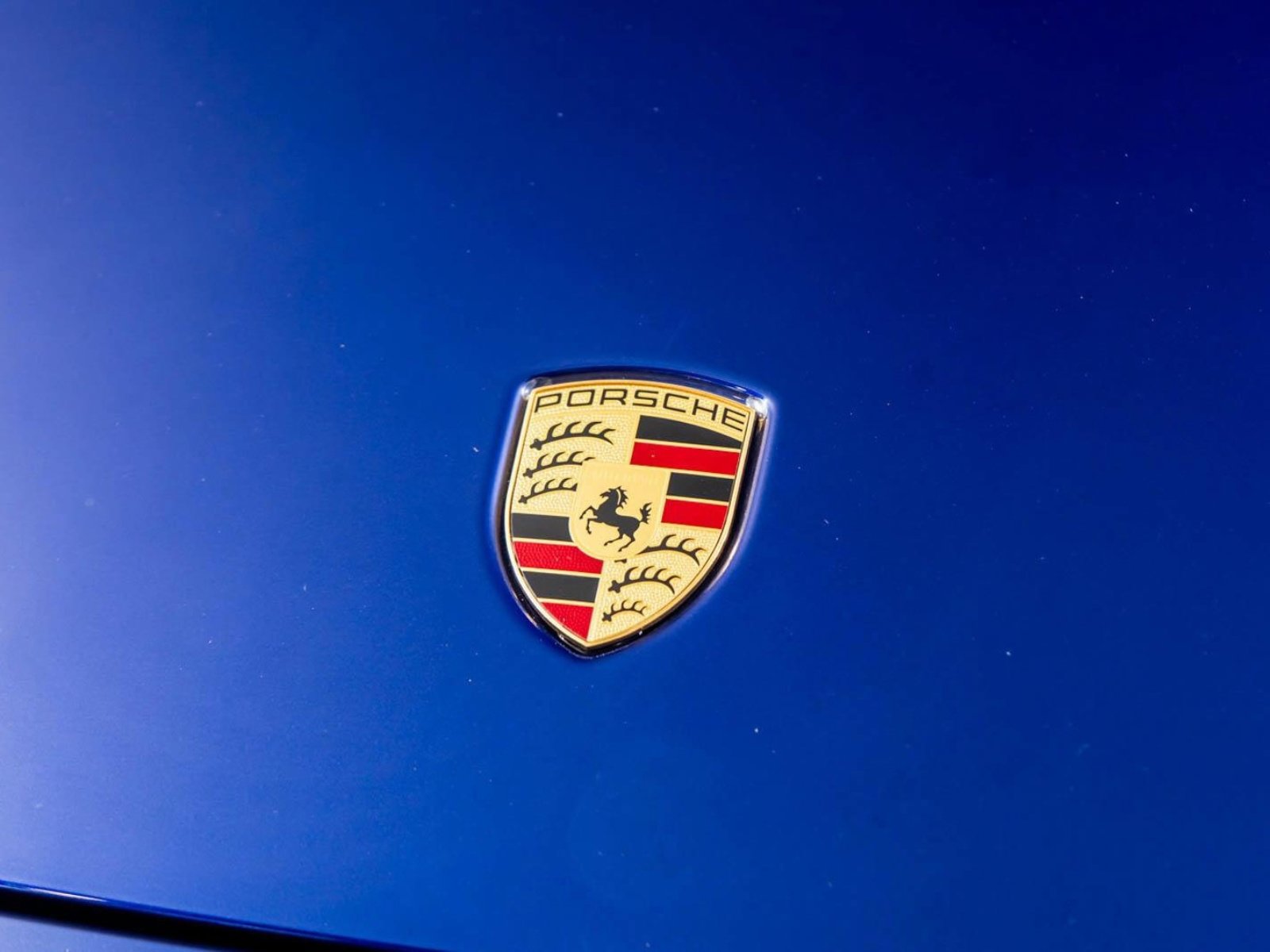 Used 2024 Porsche 911 Carrera 4S w/ Sport Package image 42