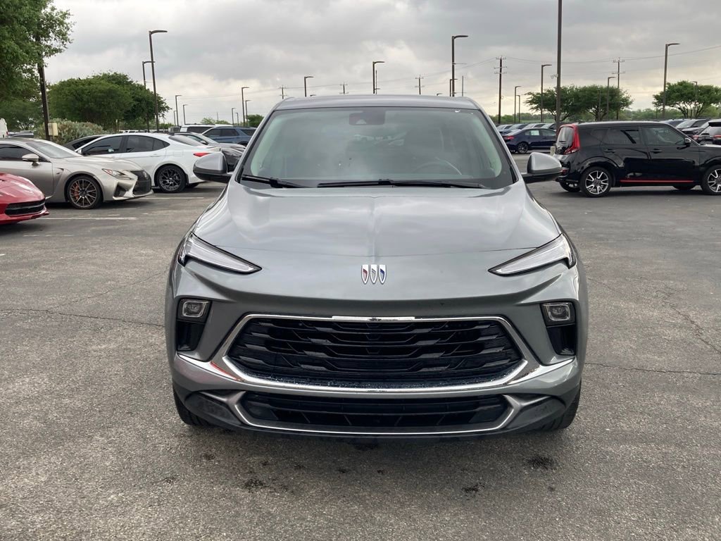 Used 2025 Buick Encore GX Preferred image 2