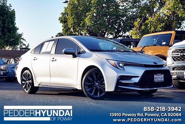 Used 2025 Toyota Corolla SE