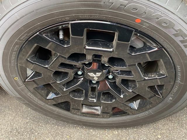 New 2025 Mitsubishi Outlander Trail Edition image 8