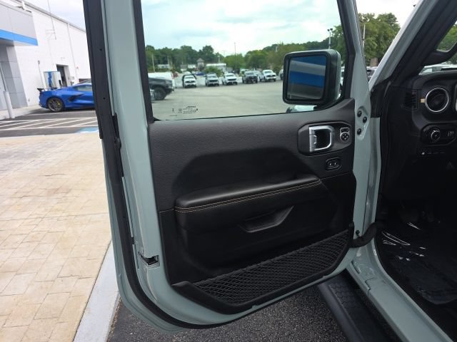 Used 2024 Jeep Wrangler Unlimited Sahara w/ Safety Group AWD/4WD image 15