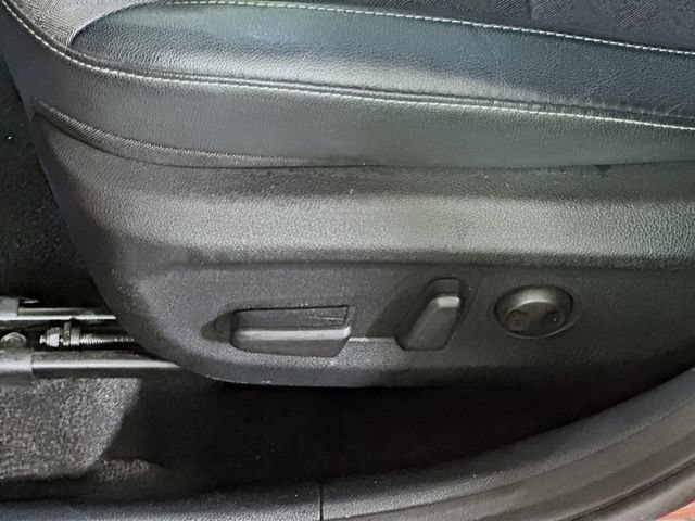 Used 2022 Kia Niro LXS FWD image 13