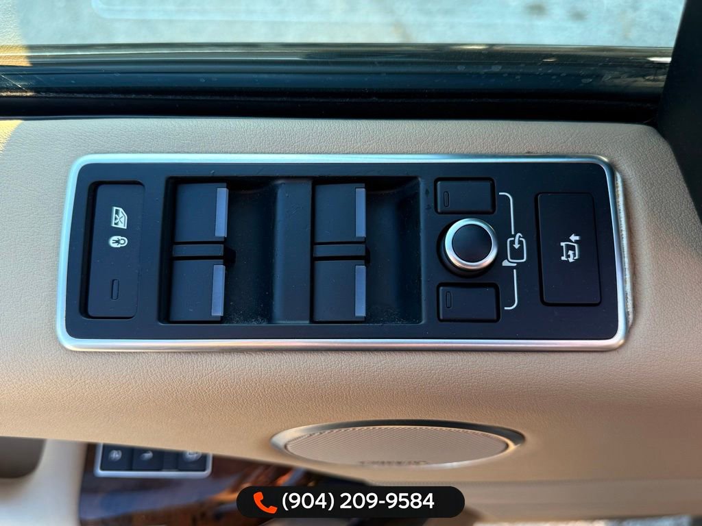 Used 2017 Land Rover Range Rover Supercharged image 16