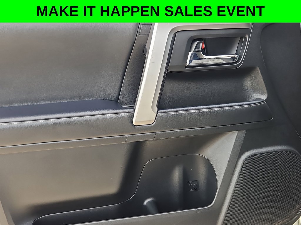 Used 2021 Toyota 4Runner SR5 AWD/4WD image 11