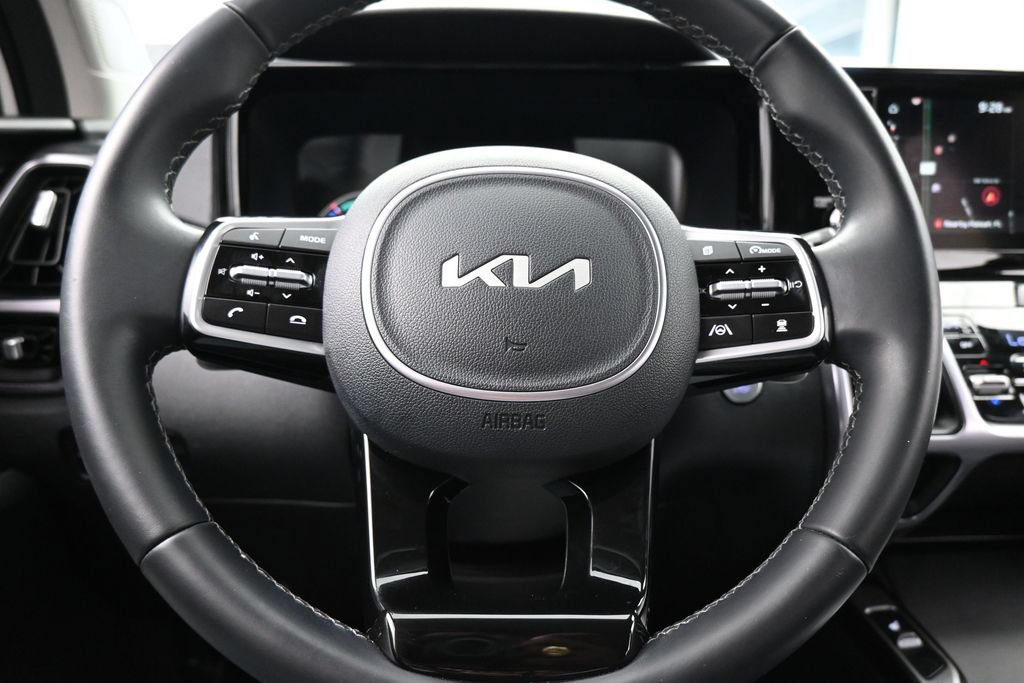 Used 2023 Kia Sorento EX FWD image 26