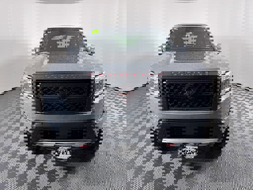 Used 2023 Nissan Frontier PRO-4X w/ Pro Convenience Package image 2