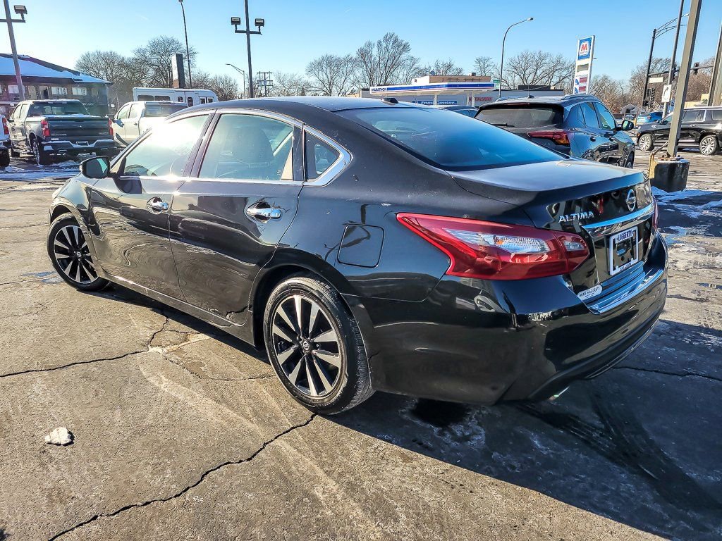Used 2018 Nissan Altima 2.5 SL w/ 2.5 SL Technology Package image 6