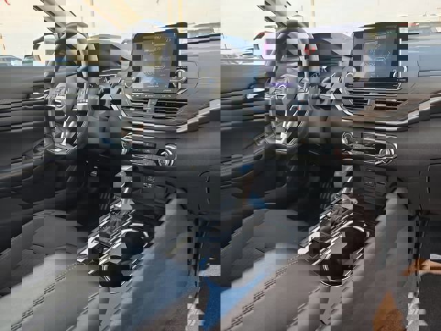 Used 2024 Nissan Altima 2.5 SV image 16